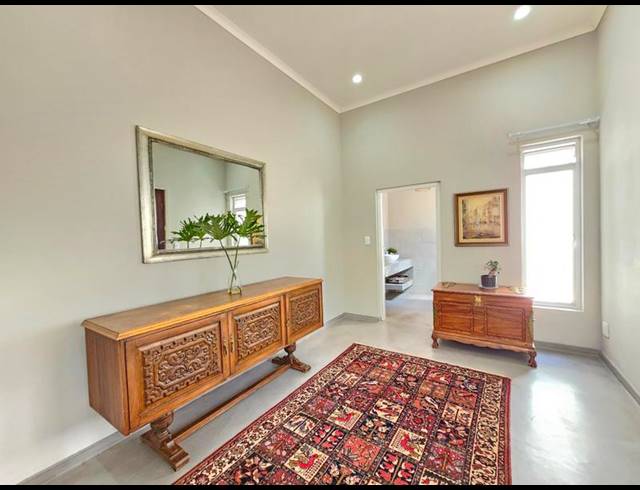 4 BEDROOM PROPERTY TO RENT IN FEATHERBROOKE